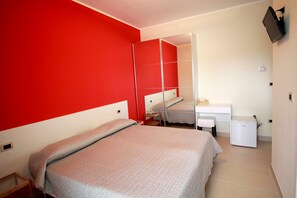 Doppel- oder Zweibettzimmer