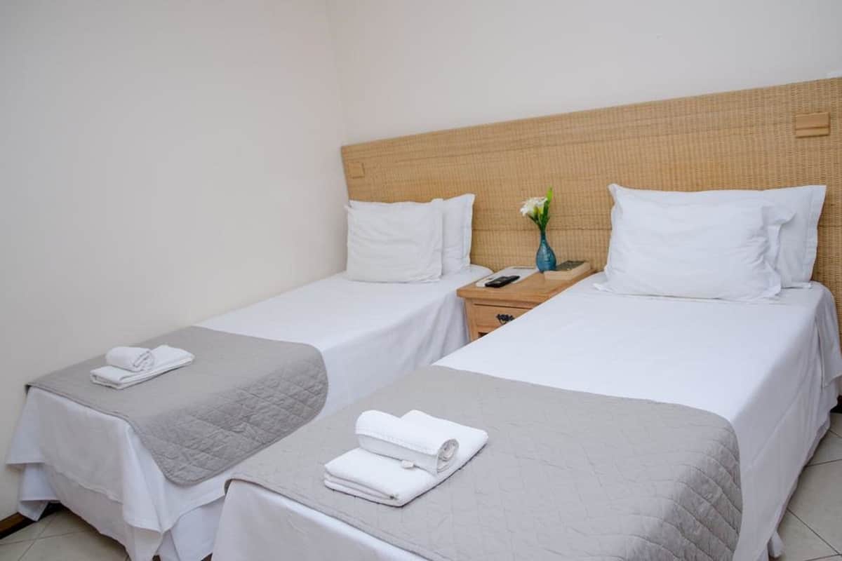 WiFi (free), bed sheets
