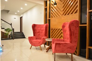 Lobby - OYO 47158 Welcome Resort (Narayangarh)