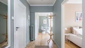 City appartement | 3 slaapkamers, individueel gedecoreerd, individueel gemeubileerd