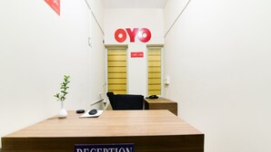 フロント