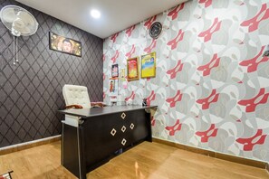 Reception - OYO 48557 Dt Delights (Bhubaneshwar)