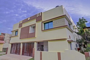 Exterior - OYO 47960 Spacious Stay Near Iter College (Bhubaneshwar)