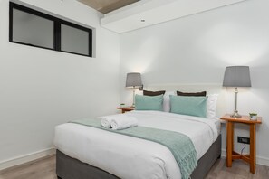Classic Apartment, 1 Bedroom | 1 bedroom, premium bedding, in-room safe, desk - The Signature 109 (Cape Town)
