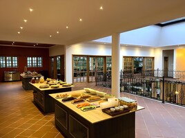 Desayuno buffet incluido todos los días 