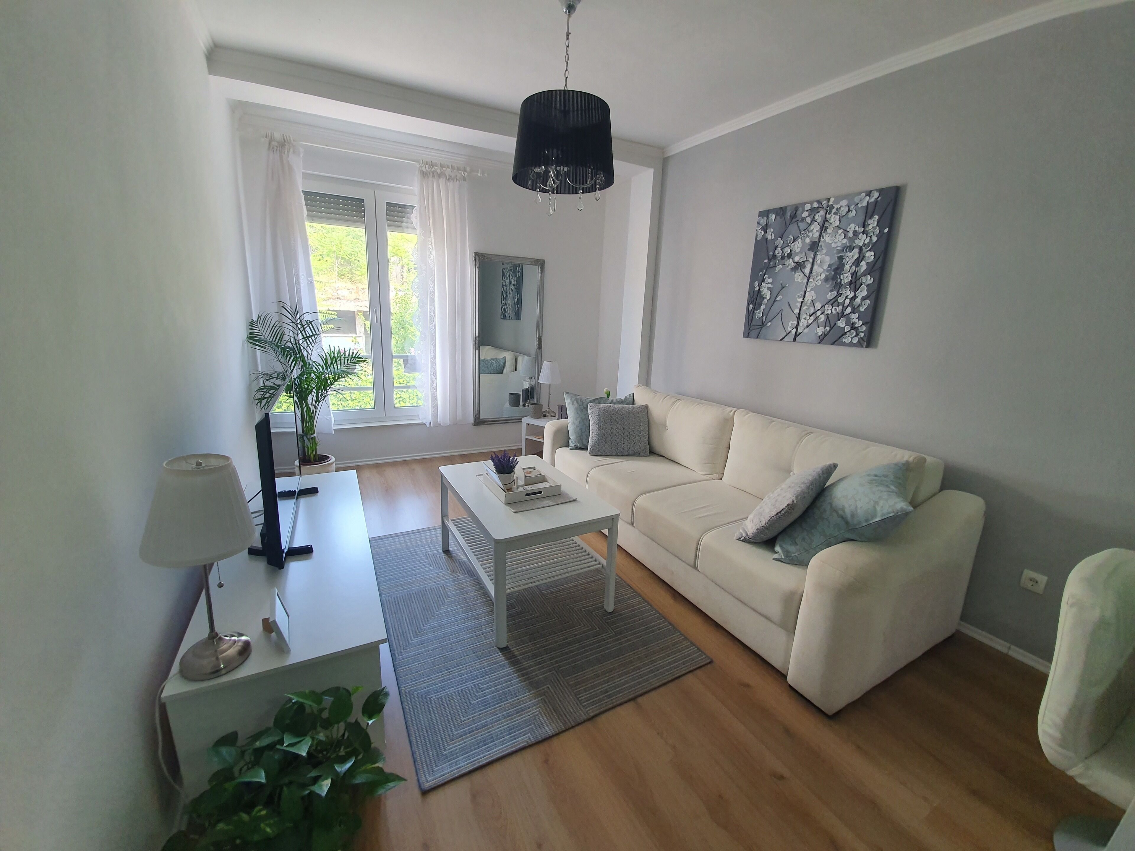 Apartamento, 1 quarto (No. 2) | Sala de estar | TV de tela plana