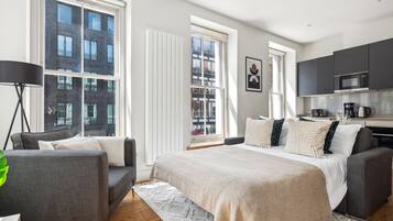 3 bedrooms, iron/ironing board, free WiFi, bed sheets