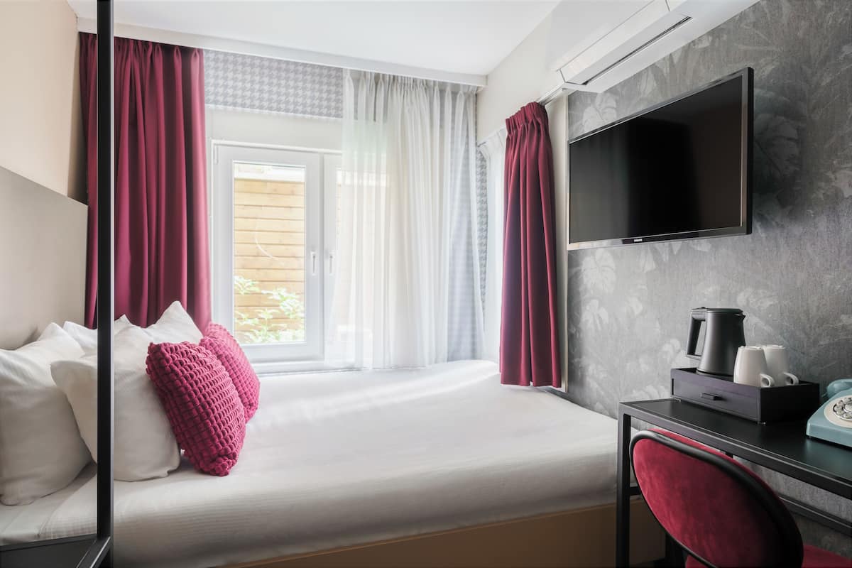 Souterrain Small Double Room | View from room