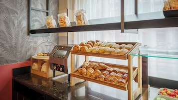 Daily buffet breakfast (EUR 17.5 per person)