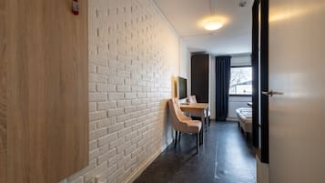Studio Large | Individually furnished, desk, blackout drapes, soundproofing