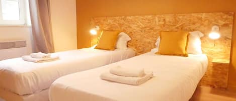 2 bedrooms, WiFi, bed sheets