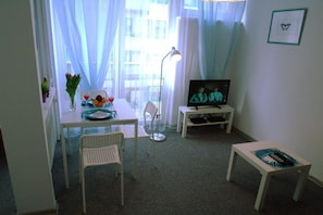 City Studio Suite | Living area | TV - Alex Studio (Warsaw)