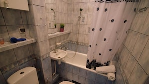 Unclassified image, 2 of 8, button - Alex Studio (Warsaw)