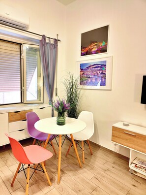 Superior Apartment | Living area - Brutia Mom&Son (Cosenza)