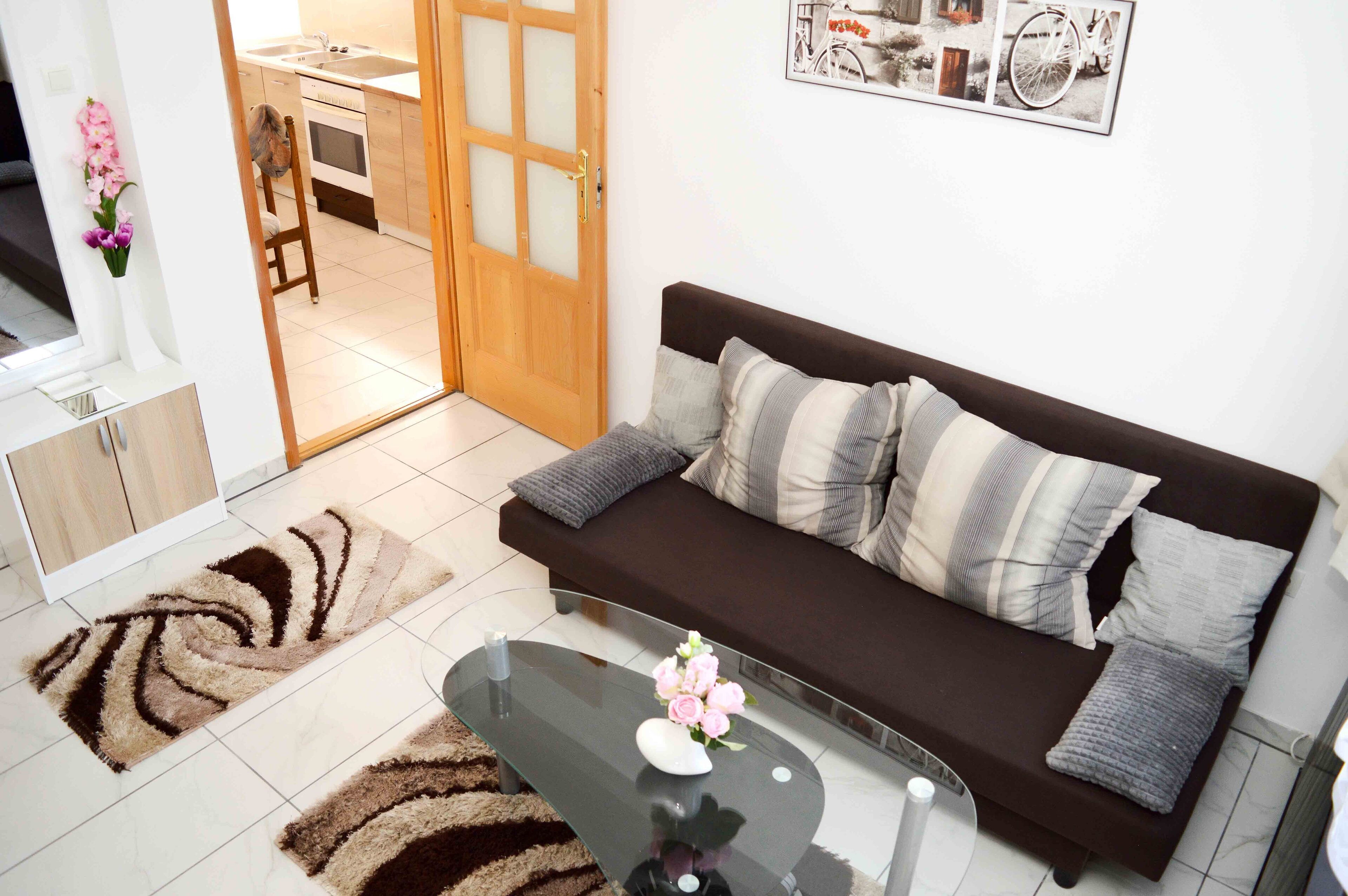 واي فاي مجانًا وملاءات أسرّة