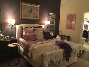 3 soverom, safe på rommet, skrivebord og strykejern/-brett