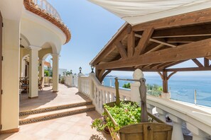 Terrace/patio - Villa Casa Tomise with private swimming pool and fantastic views (Salobreña)