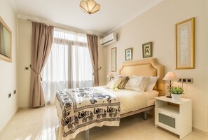 4 bedrooms, WiFi, bed sheets - Villa Casa Tomise with private swimming pool and fantastic views (Salobreña)