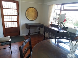 Daily continental breakfast (ZAR 110 per person)