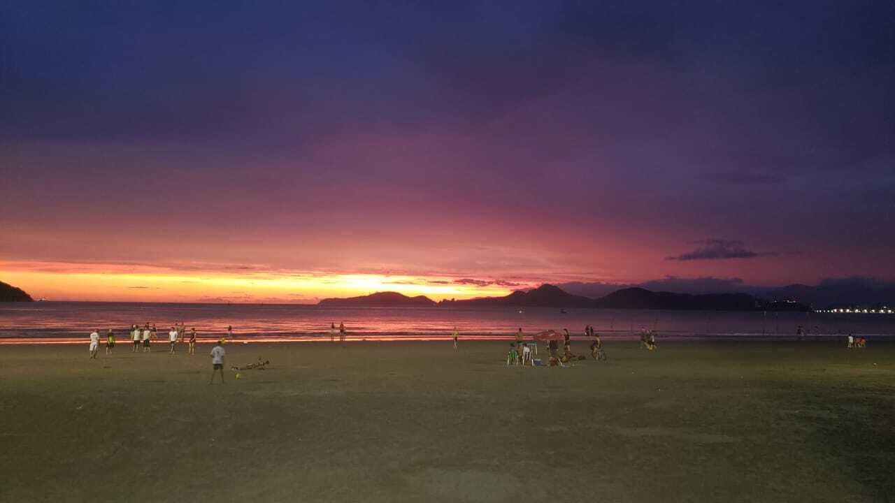 Beach nearby, sun-loungers