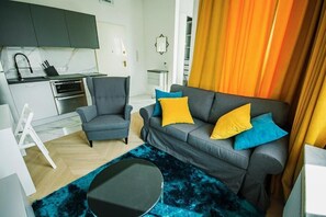 City Apartment | Living area | TV - Lion Cozy apartment on Targowa (Warsaw)
