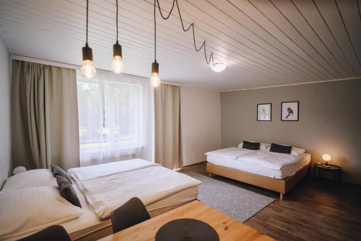 Family Bungalow | Desk, laptop workspace, WiFi (free), bed sheets
