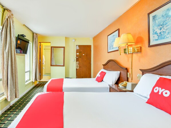 Room, 2 Double Beds - OYO Hotel Downtown Peoria I-74 (Peoria)