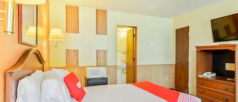 Room, 1 Twin Bed | Iron/ironing board, free WiFi, bed sheets