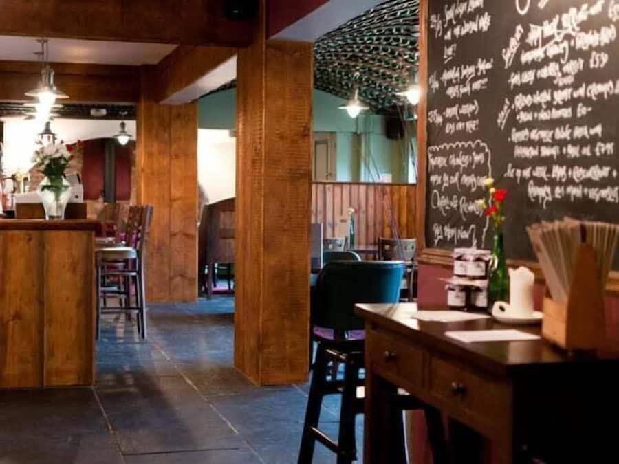 Bar (en la propiedad)