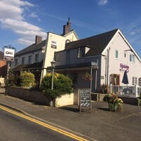 숙박 시설 정면