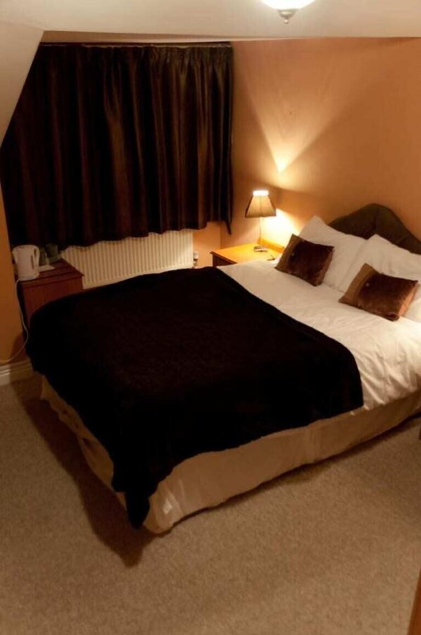 Habitación doble | Wifi gratis y ropa de cama