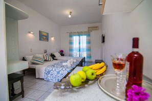 1 bedroom, in-room safe, free WiFi, bed sheets