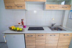 Fridge, electric kettle, cookware/dishes/utensils, dining tables - Fantastic property with the amazing sea view on Ionian Sea (Zakynthos)