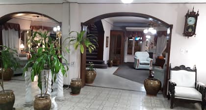 Hotel Alcazar