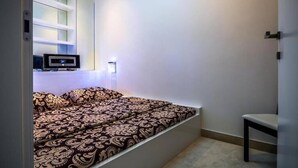 Unclassified image, 3 of 7, button - Luxury Okólnik Apartment 2 (Warsaw)