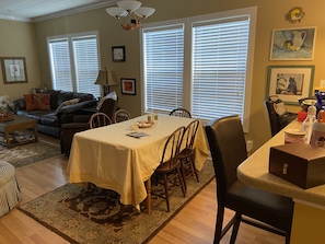 Dining - Modern Beach House w/ Ocean View - 2 min walk to the beach! (north Myrtle Beach)