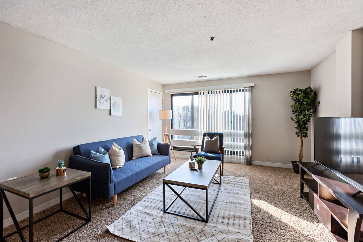 Senior Suite, 2 Bedrooms | WiFi (free), individually decorated, individually furnished