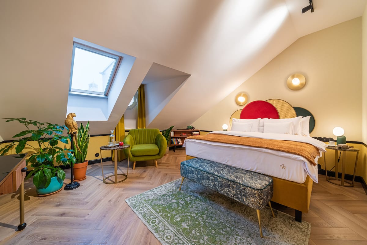 Doppelzimmer (Attic) | 1 Schlafzimmer, Zimmersafe, Schreibtisch, laptopgeeigneter Arbeitsplatz