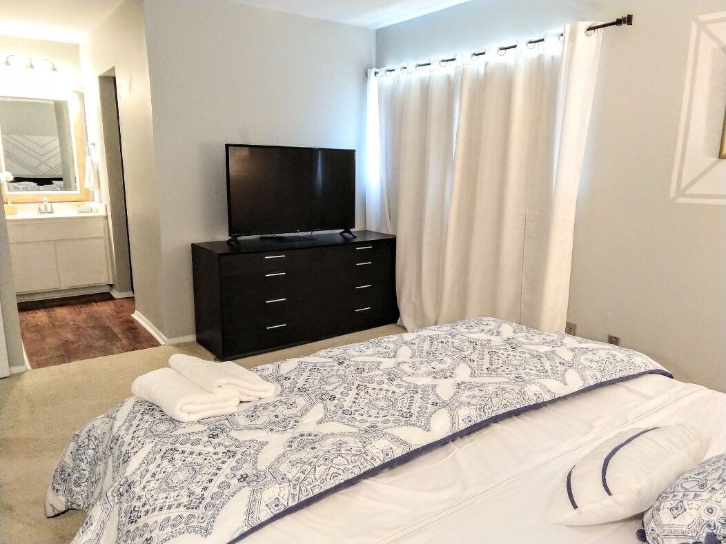 3 bedrooms, iron/ironing board, free WiFi, bed sheets