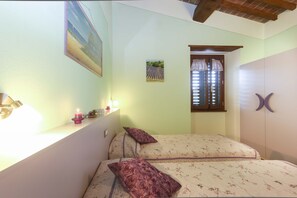 Cots/infant beds, free WiFi - Villa Aiali (Campo nell'Elba)