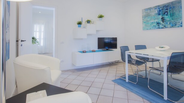 Apartment, 2 Bedrooms | In-room dining - Miramare (Rio)