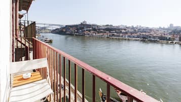 Superior Apartment, 2 Bedrooms, River View | Balcony