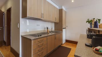 Superior Apartment, 1 Bedroom, River View | Private kitchen | Microwave, oven, stovetop, dishwasher