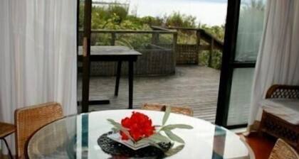 Nestled Atop the Lane - Pukawa Bay Holiday Home