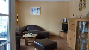 تلفزيون، مشغل دي في دي، ستيريو