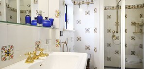 Villa, Multiple Bedrooms | Bathroom