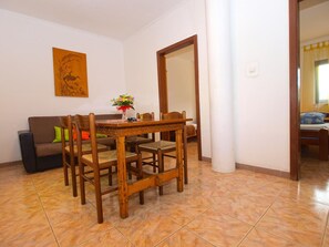 Dining - Apartment 1408/13187 (Istria - Banjole), 300m from the beach (Banjole)