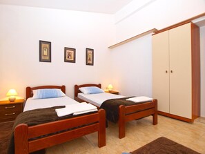 2 bedrooms, Internet