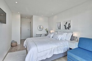 5 bedrooms