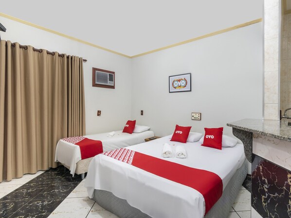 Economy fyrbäddsrum - flera sängar | Gratis wi-fi